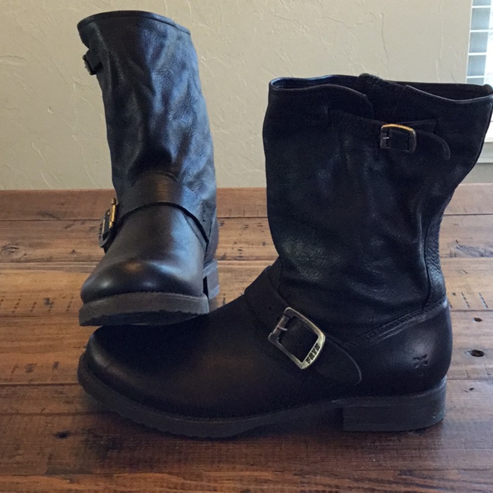 Black Frye Veronica Short Boot